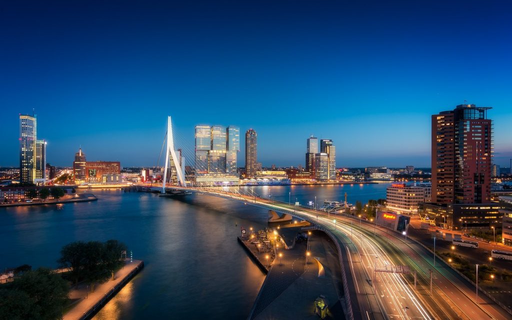 Rotterdam de noche
